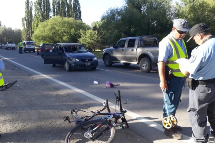 Incidente sobre ruta Nac. Nº 40, dos personas derivadas al hospital