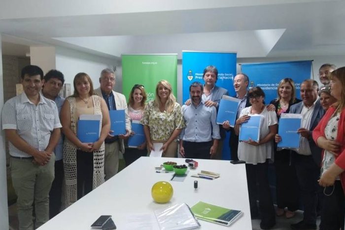 El Intendente Corazini participó en Neuquén capital del Acuerdo y Fortalecimiento de Espacios de Primera Infancia.
