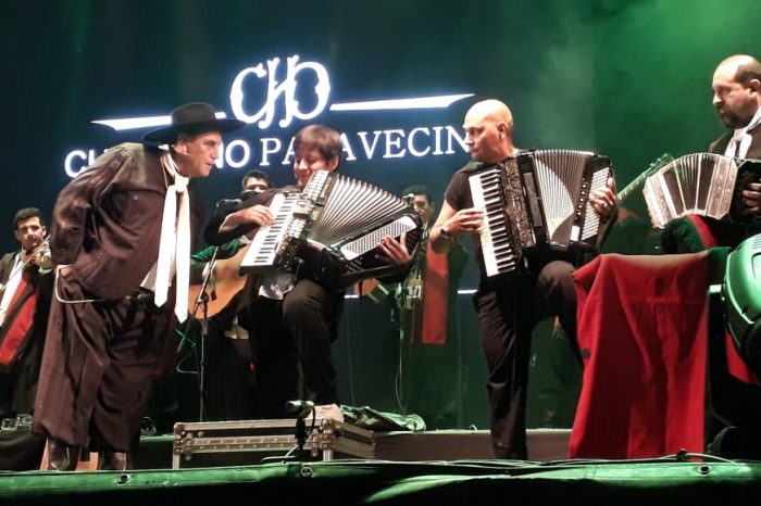 Fiesta del Puestero: El Chaqueño Palavecino hizo vibrar a más de 3 mil personas en la primera noche