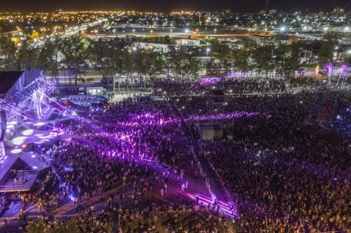 Mas de 120 mil personas en la segunda noche de la Fiesta de la Manzana
