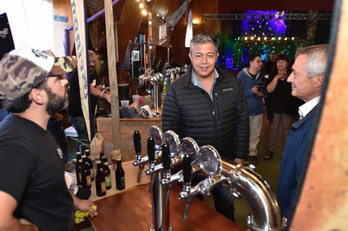 Rolando Figueroa inauguró la 1º Fiesta Provincial de la Cerveza Artesanal Neuquina en Caviahue