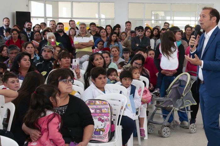 Gutiérrez inauguró el ciclo escolar y la nueva escuela en Colonia Nueva Esperanza