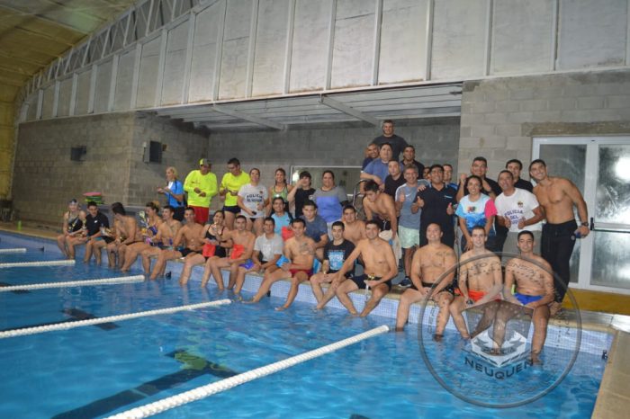 Resultados del torneo mixto de natación por el 62° aniversario de la Policía del Neuquén