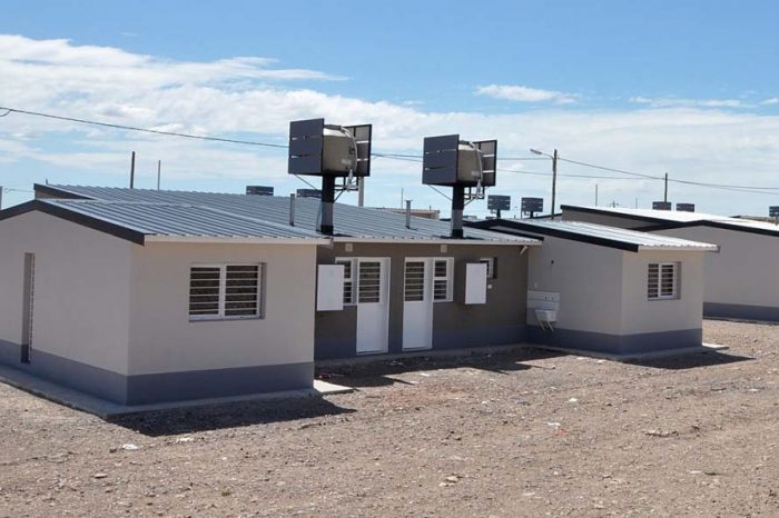 El IPVU avanza en quitarle las viviendas sociales a quienes no pagan ni las habitan.