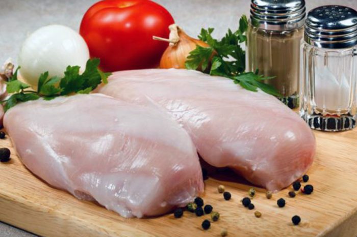 Sarcopenia: la enfermedad en humanos que puede prevenirse con el consumo de carne aviar