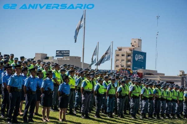 La policía de Neuquén invita a la comunidad a los festejos por el 62 aniversario