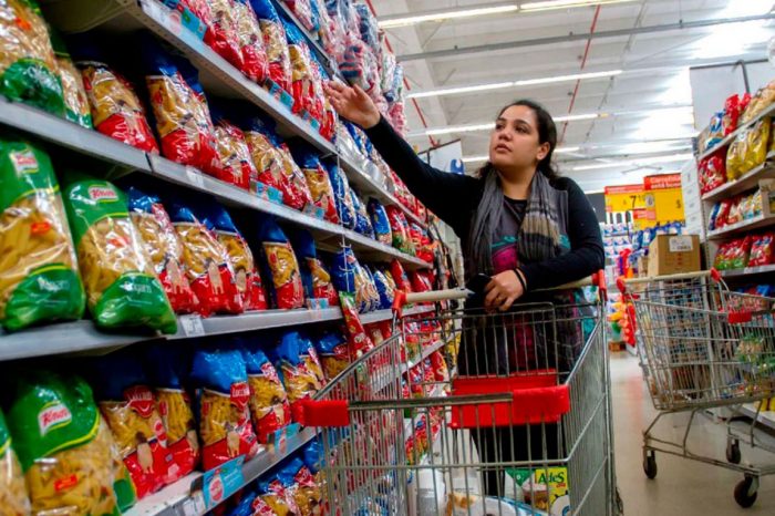 Destacan el nivel de cumplimiento del 72 % en el primer día del programa Productos Esenciales