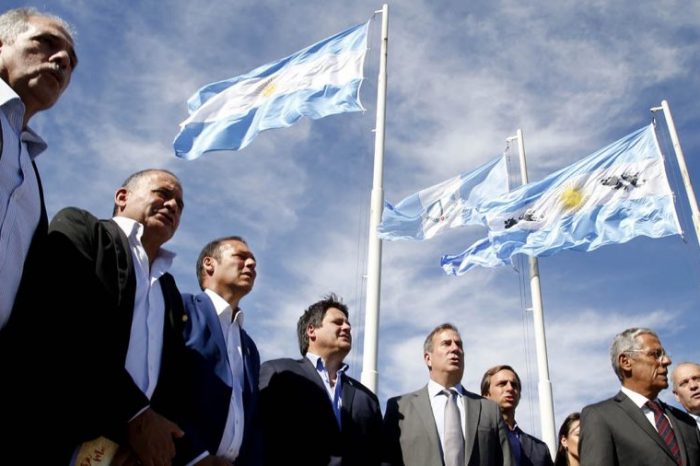 Gutiérrez encabezó el acto de homenaje a los héroes de Malvinas