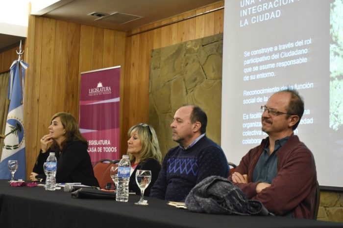 Se realizó en San Martín de los Andes el cuarto encuentro del ciclo “Repensándonos”