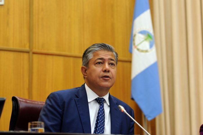 El vicegobernador Rolando Figueroa repudió el ataque al diputado Olivares