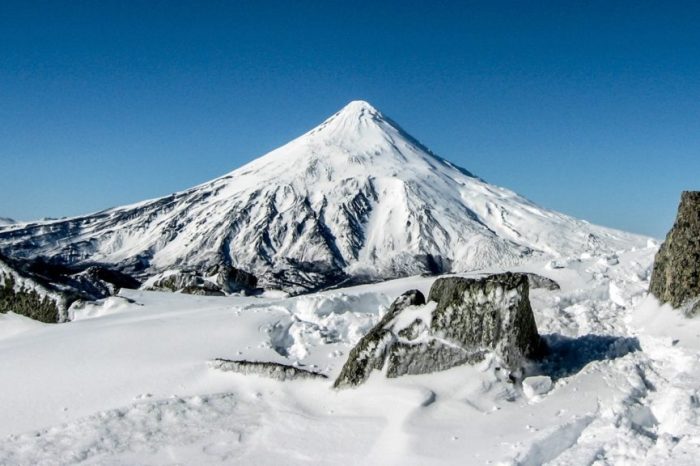 Un sismo de 3 grados se registró cerca del Volcán Lanín, pero se mantiene el alerta verde