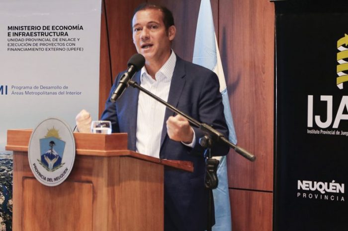 Gutiérrez asistió a la presentación del Master Plan de las cuencas de los ríos Limay y Neuquén