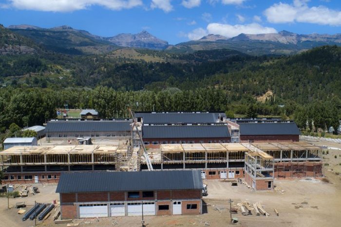 Gutiérrez visitó la obra del nuevo hospital de San Martín de los Andes