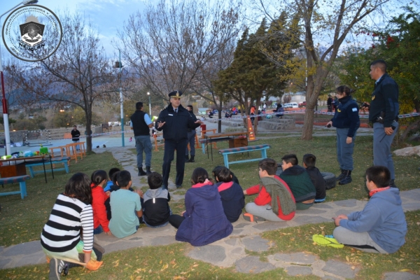 Personal de la comisaría 30°, realizó una actividad por el día internacional del Juego