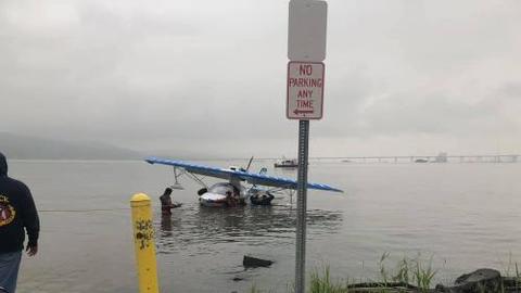 Avioneta hace aterrizaje de emergencia en el río Hudson