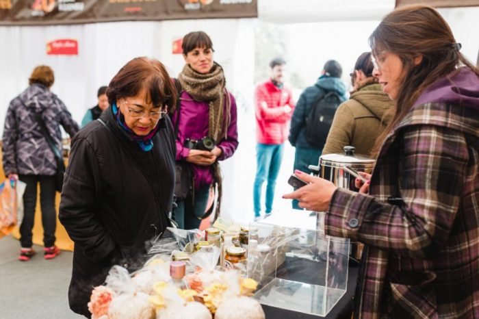 Continúa la promoción de hongos comestibles y vinos artesanales