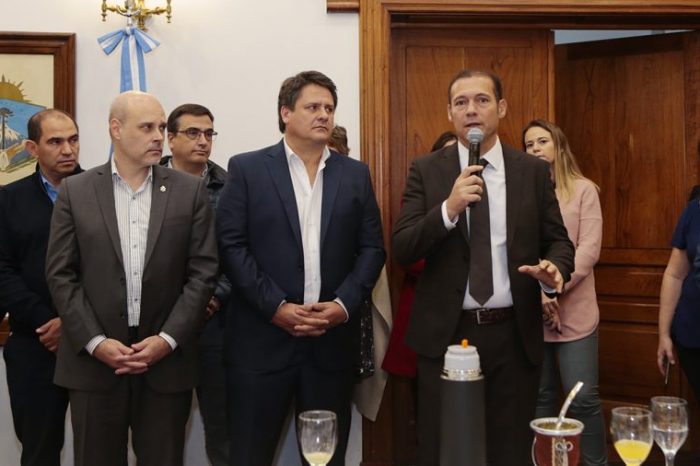 Gutiérrez agasajó a los trabajadores de prensa
