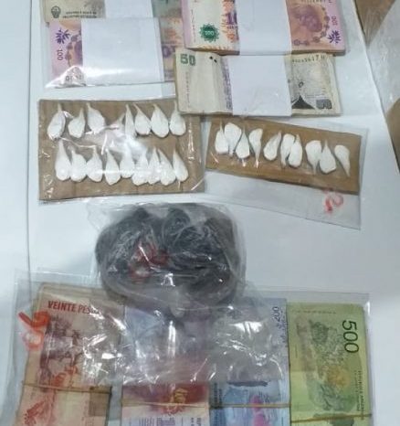 En Centenario desbaratan un kiosco narco