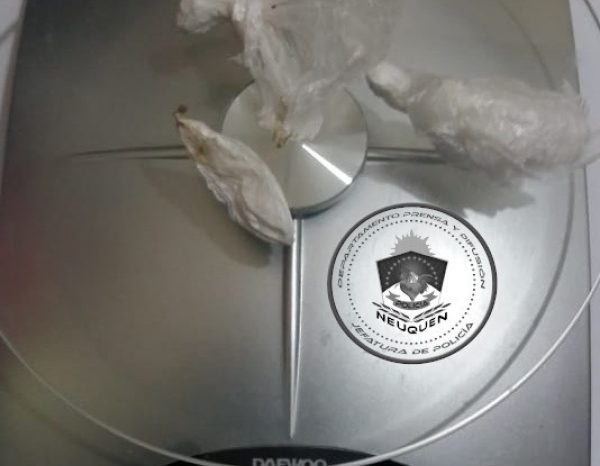 Mujer intentó ingresar droga a la Unidad de Detención N° 22 de Cutral Có