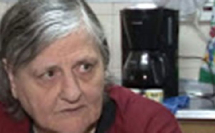La traición menos pensada: su nieto quedó grabado vaciando su caja de seguridad