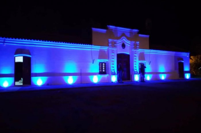 Senillosa inaugura réplica de la emblemática Casa de Tucumán