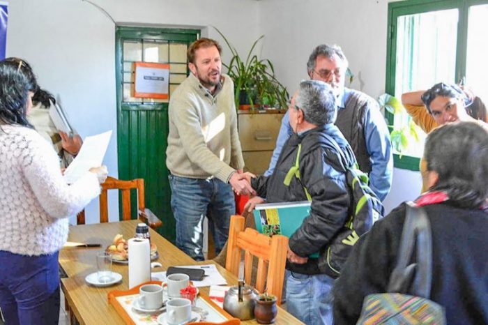 Entregaron aportes y microcréditos a productores de Picún Leufú y Junín de los Andes