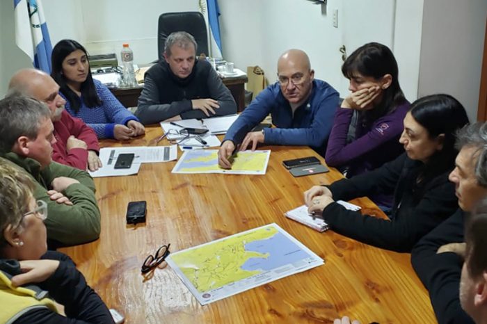 A través del gabinete de ministros, la Provincia continúa la asistencia en Villa La Angostura