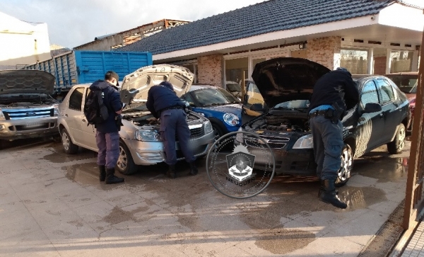 Personal Policial seucestro un vehiculo