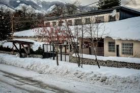 Mañana jueves y el viernes continuarán suspendidas las clases en Villa La Angostura
