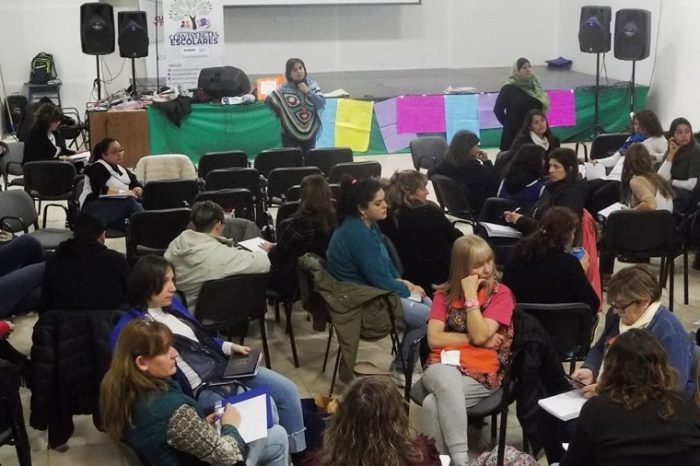 Directivos y docentes se capacitaron en convivencias escolares