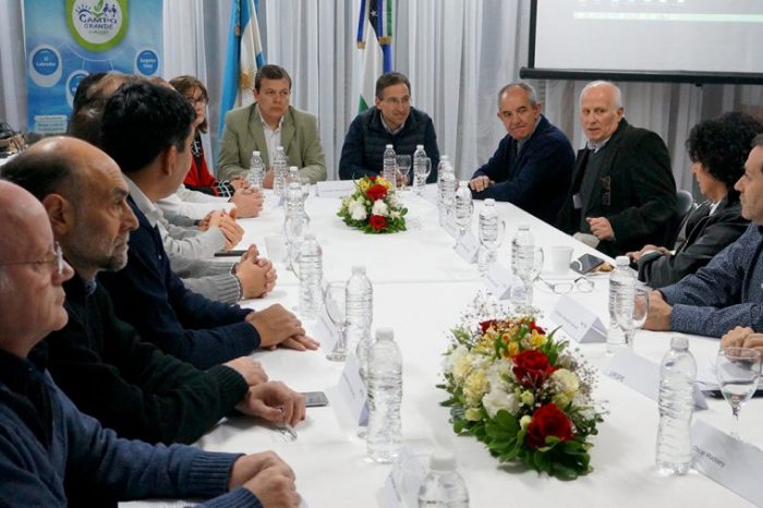 Intendentes de la Confluencia y funcionarios provinciales se reunieron en Villa Manzano