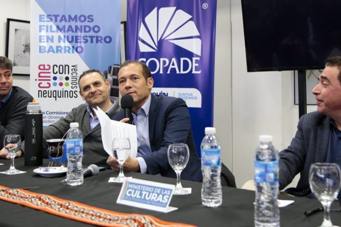 Presentaron el programa “Cine con vecinos”