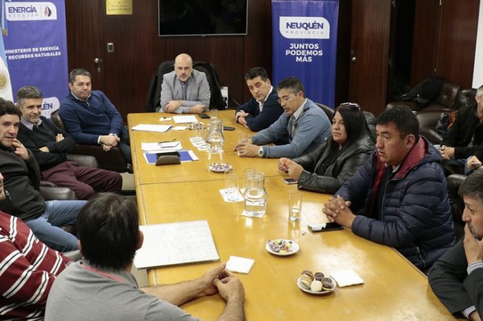 Aportes a municipios para la puesta en funcionamiento de canales de riego y drenajes