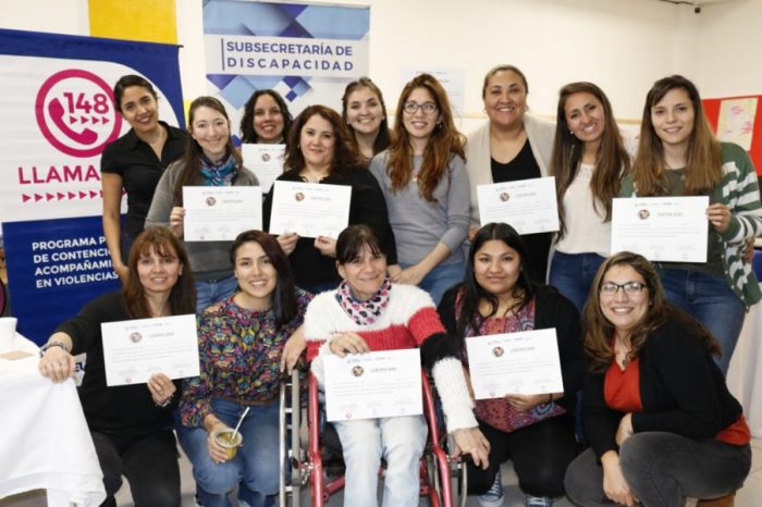 Las mujeres sordas víctimas de violencia también pueden pedir ayuda a la Línea 148