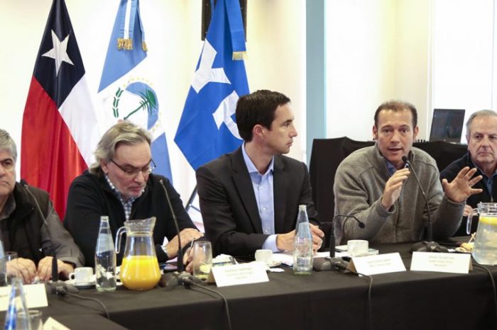 Gutiérrez participó del encuentro público y privado argentino-chileno por Vaca Muerta
