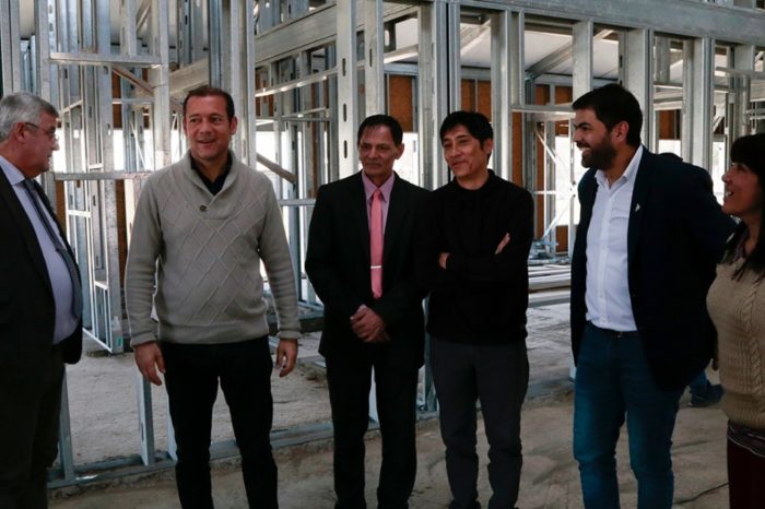 El gobernador recorrió obras en Junín de los Andes