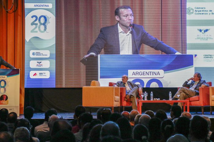 Gutiérrez asistió a la jornada de economía y política “Argentina 2020”