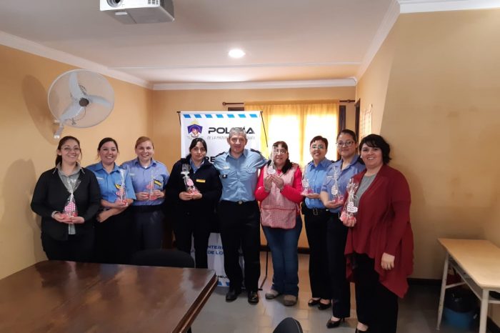 Agasajo a las madres Policías en el interior de la Provincia