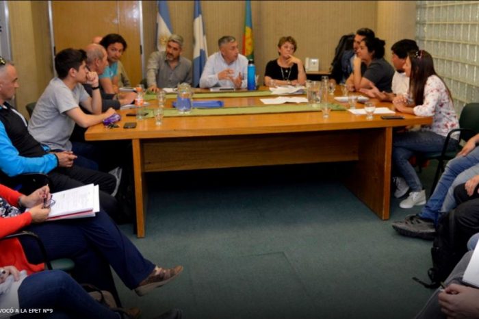 La ministra Storioni convocó a la EPET N°9