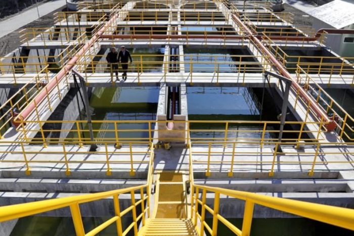 El gobernador recorrió la obra de la Planta de Tratamiento de Villa La Angostura
