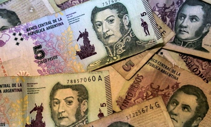 Los billetes de cinco pesos salen de circulación: ¿hasta cuándo se pueden usar?