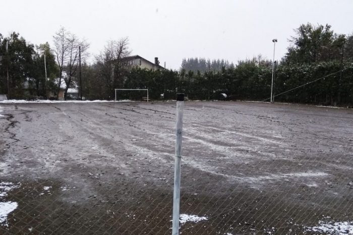 El Club Las Piedritas de Villa La Angostura tendrá su cancha de césped sintético