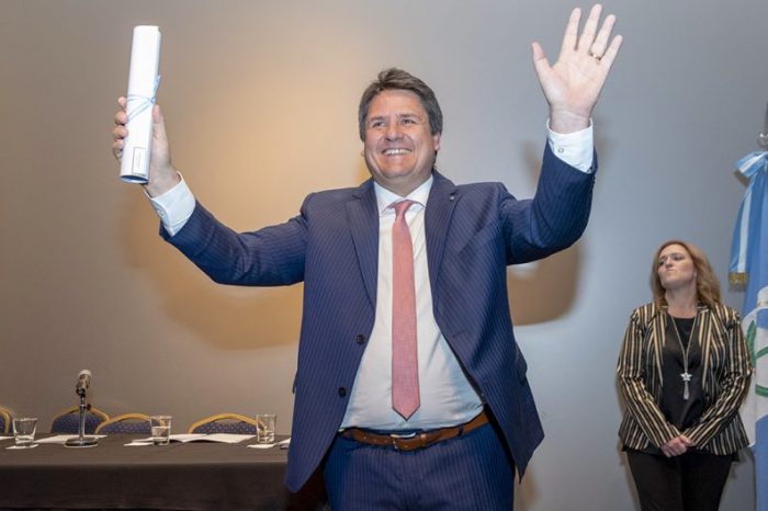 Gutiérrez asistió a la proclamación de autoridades municipales