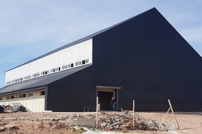 La obra de la sala de actividades físicas de Z1 cuenta con un 91% de avance