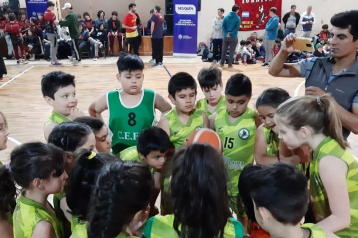 Con “Rosco” y el “Puma” Montecchia cerró el internacional de minibasquet