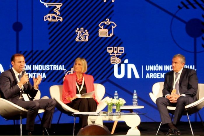 Gutiérrez disertó en la 25ª Conferencia Industrial Argentina UIA