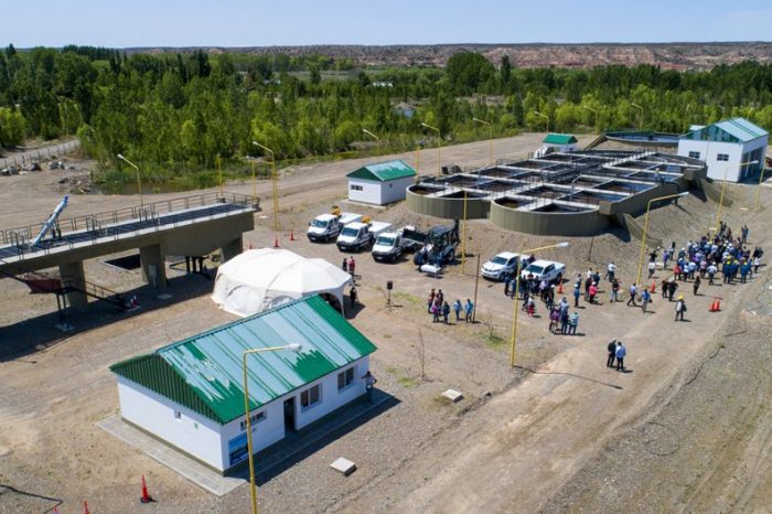 Se inauguró la planta de tratamiento de líquidos cloacales de Senillosa