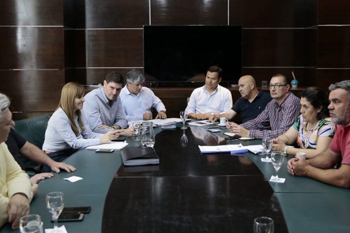 Ampliarán y optimizarán el servicio de provisión de agua potable en Villa El Chocón