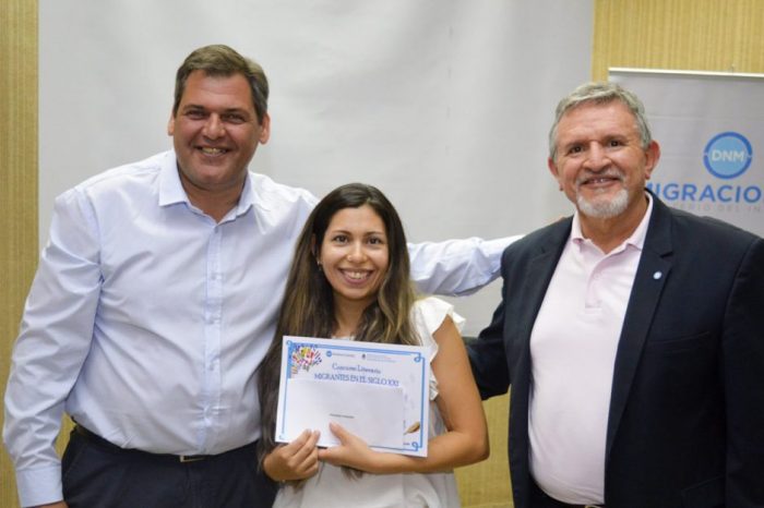 Se entregaron los certificados del concurso “Migrantes en el Siglo XXI”