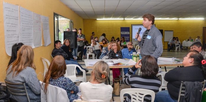 Salud: buscan fortalecer el trabajo en red y el autocuidado